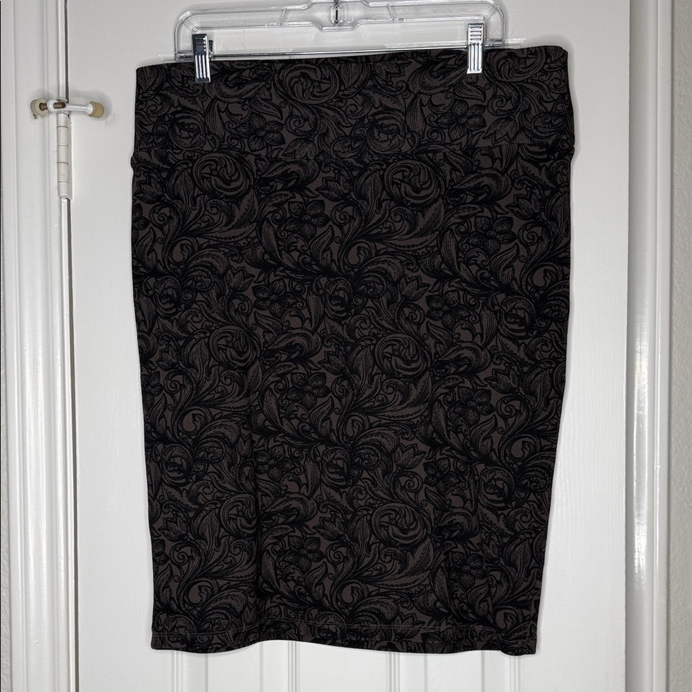 LuLaRoe Cassie Black Floral Pencil Skirt